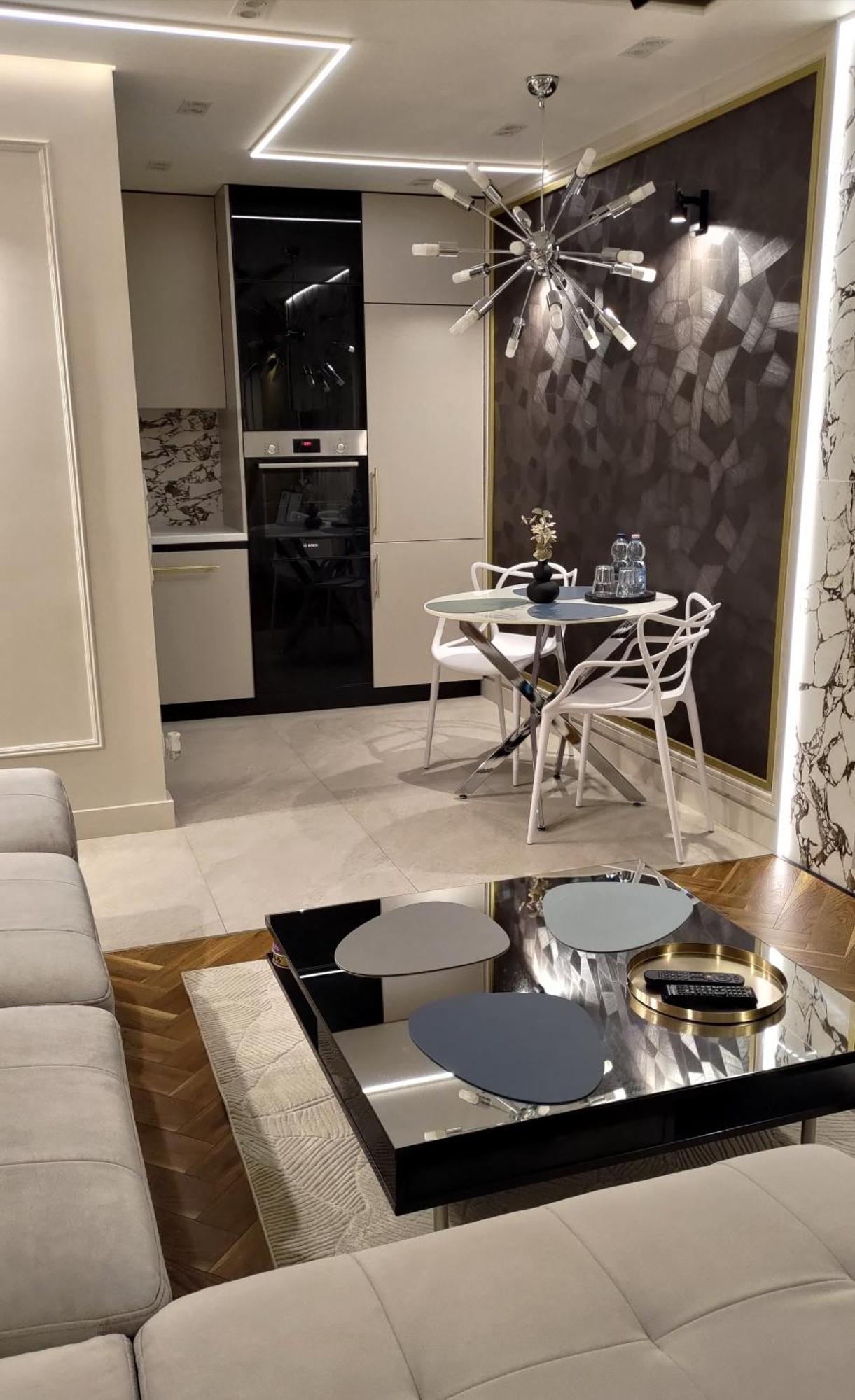Apartment Ak Netflix *